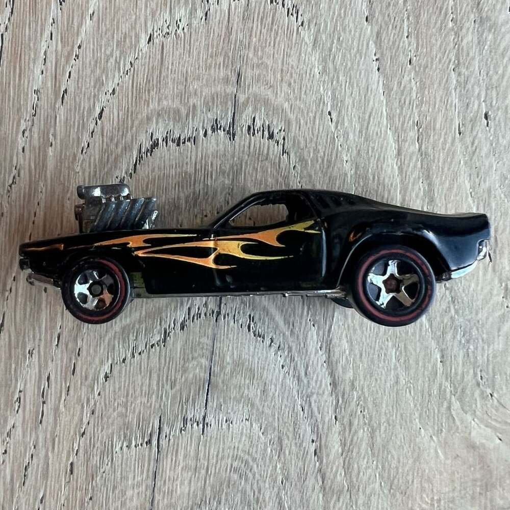 Hot Wheels Rodger Dodger 1970 Black With Flames Redline